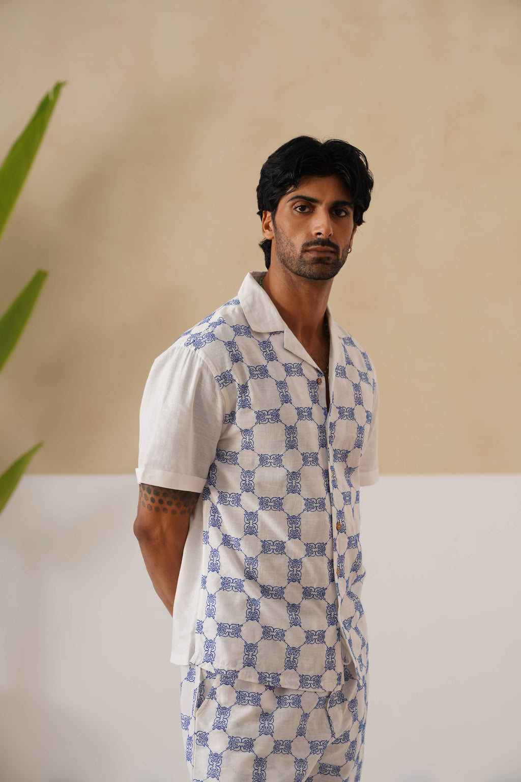 Knotty Krabs (Linen) Shirt - Salt (White)