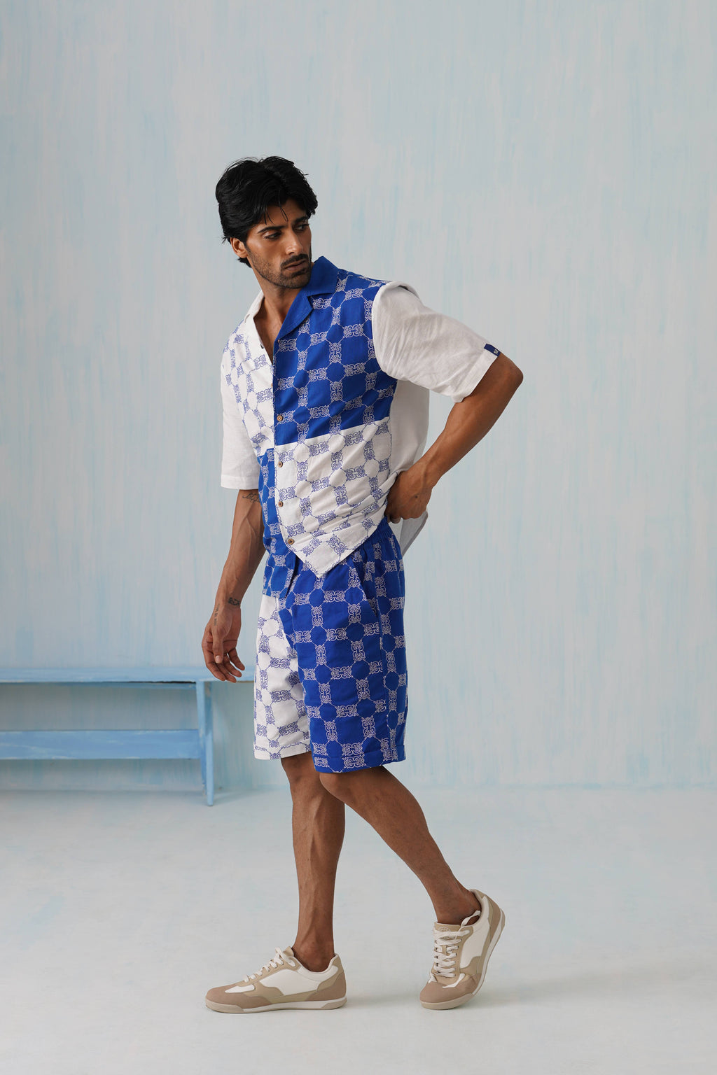 Knotty Krabs (Linen) Shorts - Surf & Foam