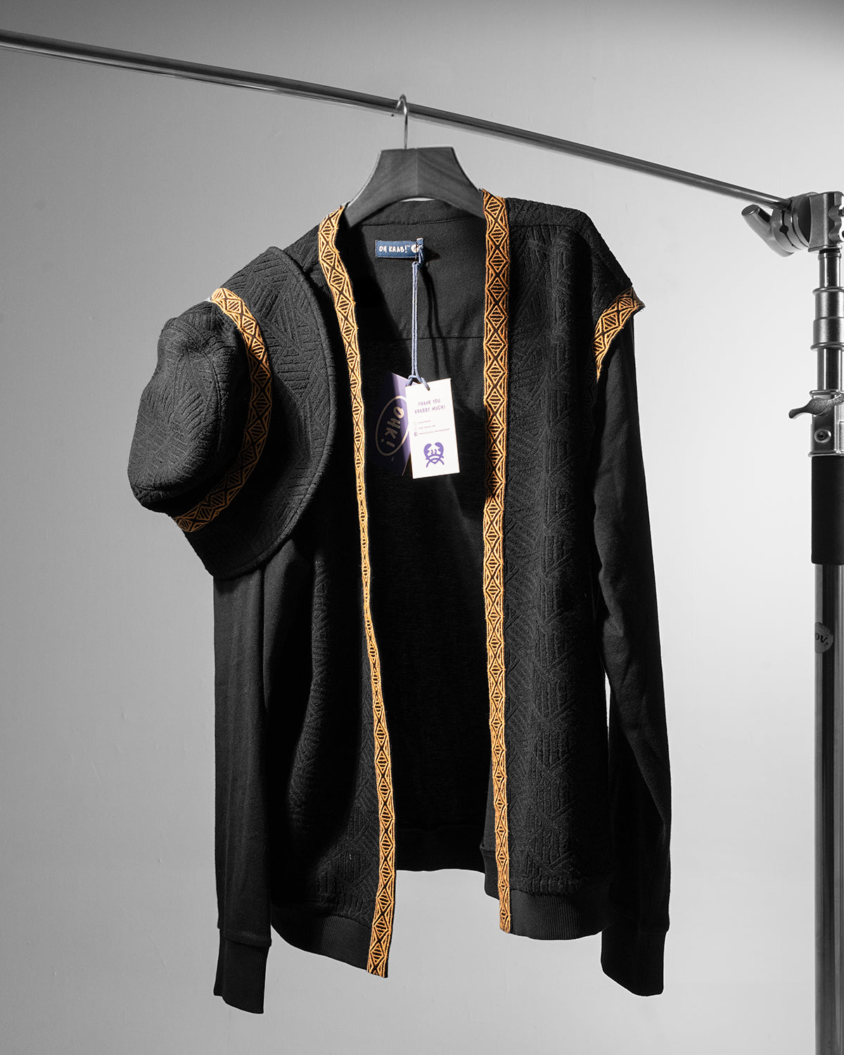 Winter Lattice Shrug